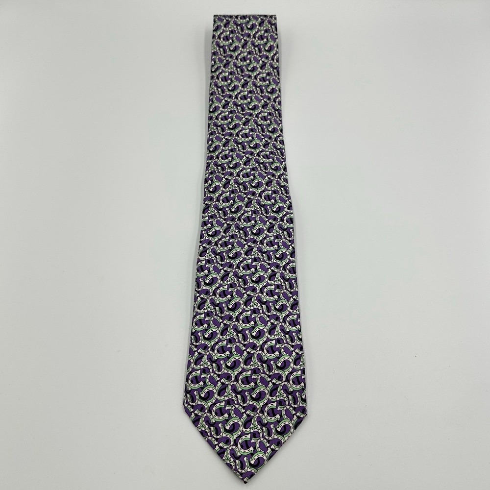 Vineyard Vines Kentucky Derby Silk Tie Purple Horseshoe Print USA 3.5in - Picture 3 of 7